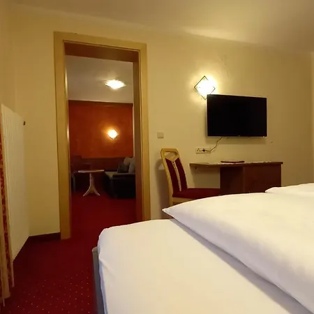 Haus Tirol ゲストハウス 4*