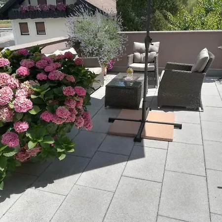 Haus Tirol Pensjonat Ried im Oberinntal