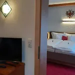 Πανσιόν Haus Tirol