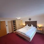 Haus Tirol Πανσιόν Ried im Oberinntal
