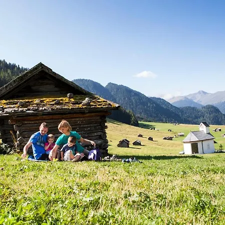 Pensjonat Haus Tirol Ried im Oberinntal