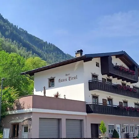 Haus Tirol Garni